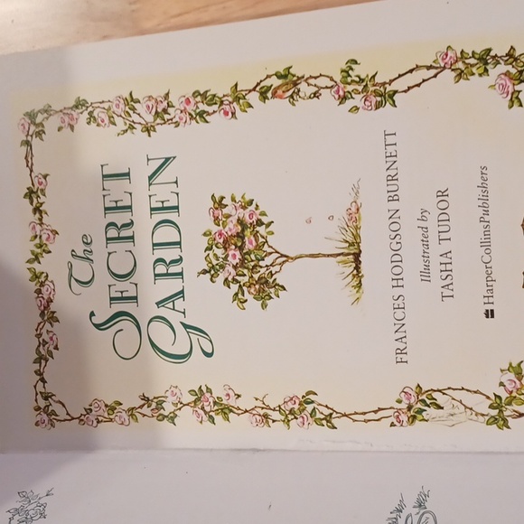 THE SECRET GARDEN CHAPTER BOOK - Picture 5 of 11